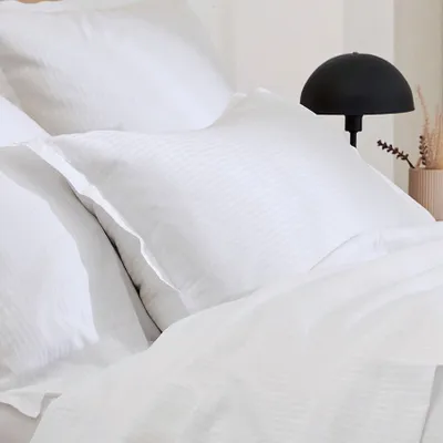 Produktbild von Kissenbezug im Stil eines Luxushotels