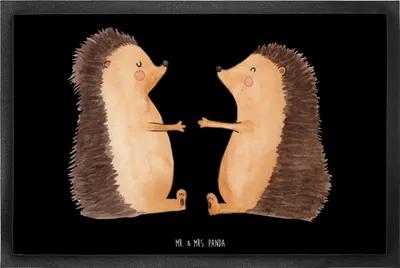 Produktbild von Mr. & Mrs. Panda Fussmatte Igel Liebe 60 x 90 cm - Schwarz - Geschenk, Hochzeit, Hochzeitstag, Freundin, fußmatte, Schmutzfangmatte, Verheiratet, Schmutzmatte