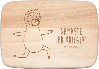 Produktbild von Mr. & Mrs. Panda Schneidebrett Holz Faultier Yoga - Transparent - Geschenk, Yogaübungen, Holzbrett, Frühstücksbrettchen, Frühstücksbrett, schneidbrett, jausenbrett