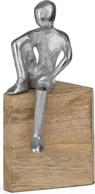 Obrázok produktu pre Moderná dekoratívna figúra z hliníka na podstavci z mangového dreva 9 x 8 x 17,5 cm - sediaca figúra so zavesenou nohou - štýlová socha v industriálnom dizajne - strieborná farba