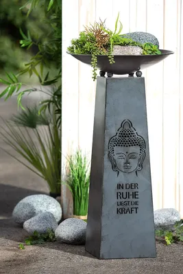 Produktbild von Gilde Schalenständer "In der Ruhe liegt die Kraft" antik grau, mit Buddha bestehend aus Ständer und Schale H: 95 cm Ø 46 cm 67418