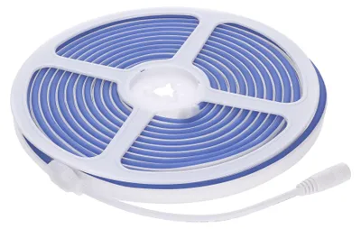 Imagen del producto de Tira LED flexible Slim de 24W, color azul, con regulador ON-OFF, resistente al agua (IP65) para uso en exteriores