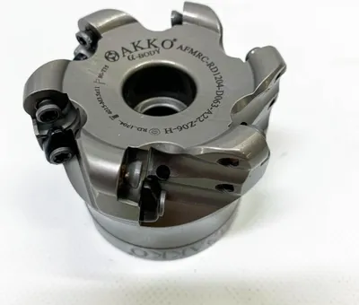 Immagine prodotto di Fresa AKKO, ø 63 mm, ISO RD 1204, tipo A, gambo 22 mm, raffreddamento interno, Z=6, per inserti tondi.