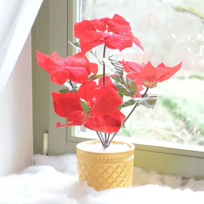 Obrázek produktu pro LED dekorativní světlo poinsettia červený květ 43 cm 2000 K moderní stolní lampa