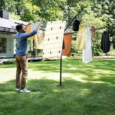 Produktbild von Wäschespinne Outdoor, Wäschespinne mit Bodenhülse, Schutzhülle, 50 m Wäscheleine, stabiler Wäscheständer für den Garten