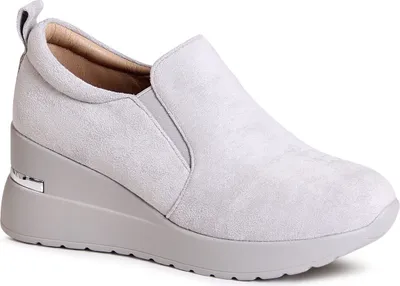 A single grey wedge shoe is shown against a white background.