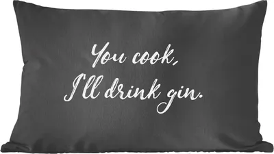 Produktbild von MuchoWow® Zierkissen Sofakissen Wohnzimmer Dekokissen 50x30 cm Sprichwörter - Du kochst, ich trinke Gin - Gin - Zitate - Kochen - Wohnzimmerdekoration - Polster mit Photo