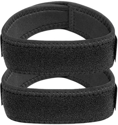 Productafbeelding van Unyqoos® kniebrace zwart – ondersteunt de patellapees en verlicht pijn bij knieklachten, verstelbaar, ademend OK-weefsel en fleece