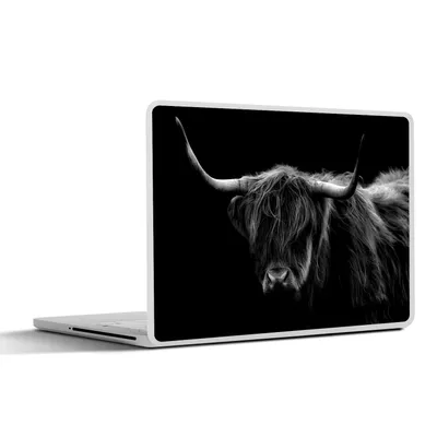 Produktbild von MuchoWow® Laptop Aufkleber Sticker Cover Schottischer Highlander - Hörner - Schwarz - Tiere - Natur - Wild - Kuh 36.5x27.5 cm - Laptop-Sticker