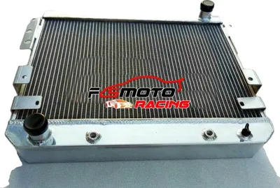 Image de 3ROW Radiateur en aluminium, construction robuste, capacité de refroidissement accrue, ajustement parfait pour Ford Mustang II