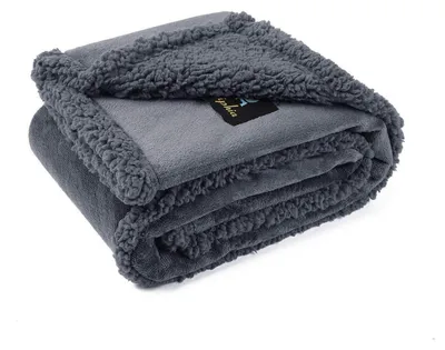 Produktbild von Hundedecke Wasserdicht Flauschig Fleece Waschbar Dunkelgrau S 71 x 100 cm