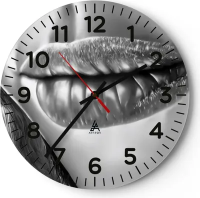 Produktbild von Wanduhr - Rund - Glasuhr - Lippen Gesicht weiblich Lippenstift - 40x40cm - Schleichendes Uhrwerk - Lautlos - zum Aufhängen bereit - Dekoration Modern - Wanddekoration aus Glas - C4AR40x40-2266