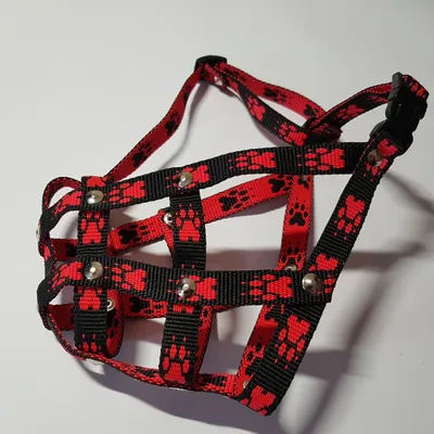 Produktbild von Palkar-Maulkorb aus Nylon für große Boxer. 4 schwarz-rot