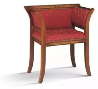 Image de Chaise de salle à manger en bois, avec accoudoirs, design classique, assise rembourrée