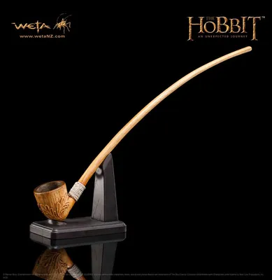Produktbild von Weta Workshop Der Hobbit Trilogie - Bilbo Baggins Pfeifen Replik - 46 cm