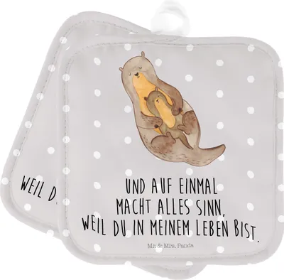 Produktbild von Mr. & Mrs. Panda Topflappen Otter Kind - Grau Pastell - Geschenk, topfhalter, Topfuntersetzer, Mutter, Mama, Set, Familie, Seeotter, Geburt, Topflappenset, Kochlappen