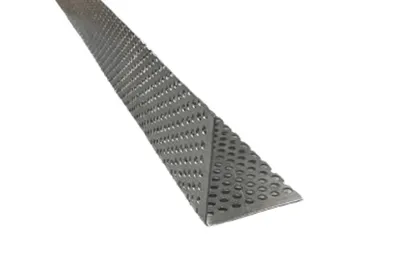 Produktbild von Winkellochblech Aluminium Natur 2m – Stärke 1,0 mm – Zuschnitt 6 cm - Schenkellängen 3 x 3 cm