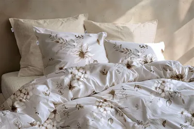 Produktbild von Zo! Home Flanell Bettwäsche 135x200 Elara Grey Blüten Magnolie grau natur