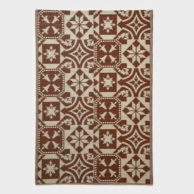 Produktbild von HOMESCAPES Outdoor Teppich wetterfest braun-beige 122x182 cm, Balkonteppich mit Kachelmuster, Gartenteppich wendbar