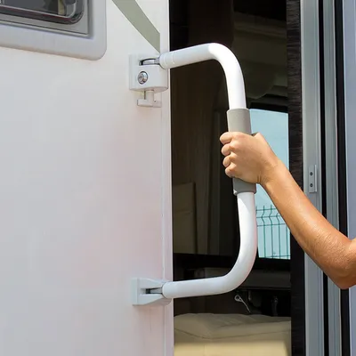 Produktbild von Fiamma Security 31 Einstiegshilfe, Bügelhöhe 31 cm, Aluminium, Schloss