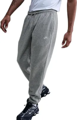Produktbild von Nike Club Trainingshose Grau L Herren Grau L