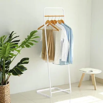 Zdjęcie produktu dla Metalowy wieszak na ubrania do sypialni – 40 x 40 x 140 cm, biały