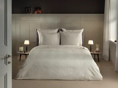 Produktbild von Heckett and Lane Bettwäsche Banda 1 Bettwäsche 200x220cm mit 2 Kopfkissen 60x70cm 100% Baumwolle Mako-Satin Off-White