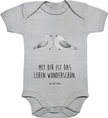 Produktbild von Mr. & Mrs. Panda Strampler Baby Turteltauben Liebe 3. - 6. Monat - Heather Grey - Geschenk, Freundin, Kurzarmbody, Verheiratet, babykleidung body, overall, Hochzeitstag