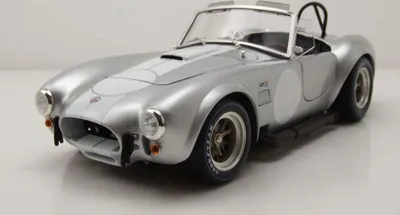 Produktbild von Kyosho 8047S Shelby Cobra 427 S/C silber weiß 1:18