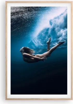 Produktbild von Gerahmtes Poster - Rahmen in heller Eiche - Tauchen Frau Wellen - 61x91,5 cm - Wand Bild - Wanddeko - Wandbilder - Kunstposter - Wandposter - Bilderrahmen - Bilder - Kunstdruck - P2NPA61x91-4599