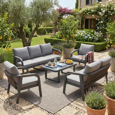 Image de Ensemble de salon de jardin pour 7 personnes, canapé 3 places + canapé 2 places, 2 fauteuils, table basse avec plateau en verre, structure en fer galvanisé, motif tressé en corde