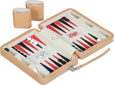 Image de Relaxdays Backgammon, jeu de voyage avec sacoche, accessoires inclus, H x l x P : 5,5 x 24 x 18 cm, aspect cuir, jeu de société, marron clair