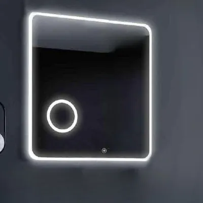 Immagine prodotto di Specchio bagno illuminazione LED anti appannamento Hanoi 60x80: innovazione e stile per un bagno di design