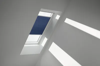 Produktbild von Velux Wabenplissee nachtblau uni manuell FHC UK04 1156SWL