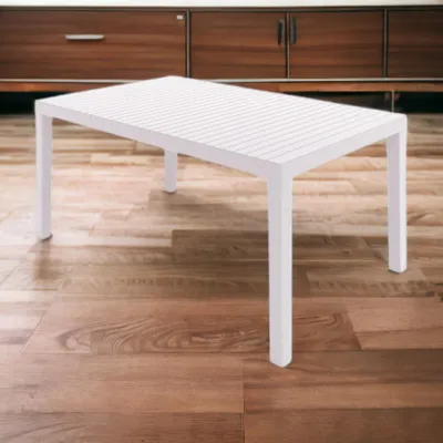 Image de Table d'extérieur rectangulaire 150 x 90 cm avec structure en résine et plateau effet lattes Palau
