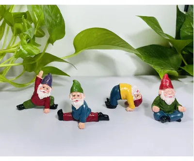Produktbild von Set mit 4 Gartenzwergen im Yoga-Design zur Dekoration