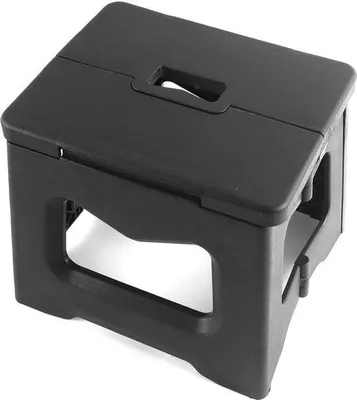 Productafbeelding van Kleine kruk voor buiten met handvat, zwarte draagbare opvouwbare kruk voor badkamer, slaapkamer, keuken (23,5 x 20,5 x 19 cm)