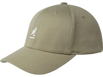 Imagen del producto de Gorra de béisbol Kangol, diseño sencillo y de un solo color, con ajuste Flexfit y bordado del logo, color beige, talla L/XL