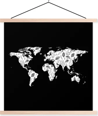 Produktbild von MuchoWow® Textilposter Weltkarte - Blätter - Schwarz 60x60 cm mit holzfarbenen Rahmen - Wanddekoration