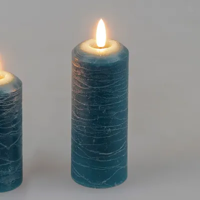 Produktbild von LED Kerze RUSTIK blau H. 12cm D. 5cm mit Timer aus Wachs Formano WA
