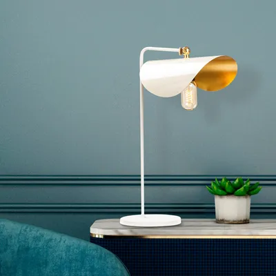 Produktbild von Opviq, Moderne Tischlampe mit Metallkörper, Weiß und Gold, 17 x 35 cm, Höhe 52 cm, E27 Fassung, Max 40 W, IP20 | Elegantes Design für stilvolle Wohnräume.