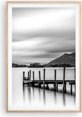 Produktbild von Gerahmtes Poster - Rahmen in heller Eiche - Schwarzweiß Landschaft See - 61x91,5 cm - Wand Bild - Wanddeko - Wandbilder - Wandposter - Bilderrahmen - Bilder - Kunstdruck - Wandbild - P2NPA61x91-4321