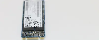 Produktbild von Lenovo 00UP610 Internes Solid State Drive M.2 1024 GB Serial ATA III (00UP610)