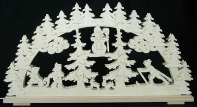 Produktbild von Schwibbogen mit Wintersportler Schneemann und Beleuchtung BxHxT 70x37x7cm NEU