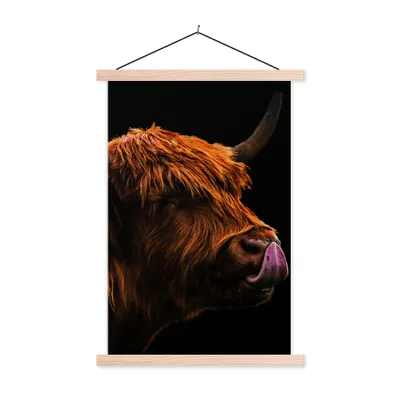 Produktbild von MuchoWow® Textilposter Schottischer Highlander - Zunge - Nase 40x60 cm mit holzfarbenen Rahmen - Poster