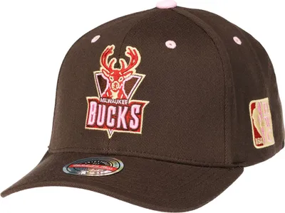 Produktbild von Mitchell & Ness Snapback Cap SUGAR Milwaukee Bucks