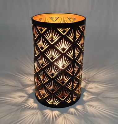 Image de 3.07 Lampe de table en métal avec effet 3D - Intérieur / Batterie - ca. 20x12 cm