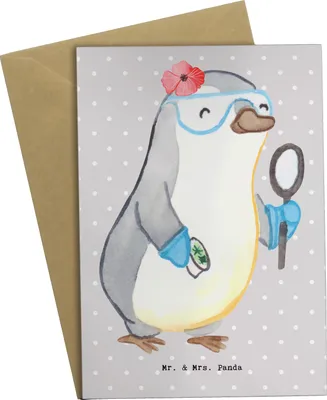 Produktbild von Mr. & Mrs. Panda Grußkarte Mikrobiologin Herz - Grau Pastell - Geschenk, Naturwissenschaftlerin, einladungskarten, Grußkarten, Experimentell, weihnachtskarten, Forschung