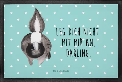 Produktbild von Mr. & Mrs. Panda Bodenvorleger Stinktier Angriff 50 x 75 cm - Türkis Pastell - Geschenk, Wildtier, Gummimatte, Drohung, Schmutzmatte, Raubtier, Skunk, wütend, Vorleger