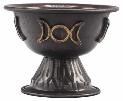 Imagen del producto de Cáliz Ritual de Cobre Antiguo Triple Luna 10x8cm